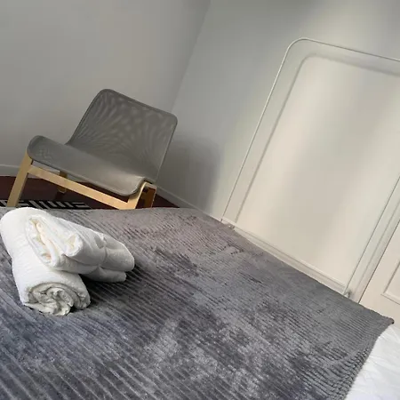 Rooms, Location For Tourists * Lisbona